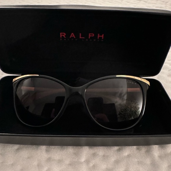 Ralph Lauren Sunglasses - Picture 2 of 3
